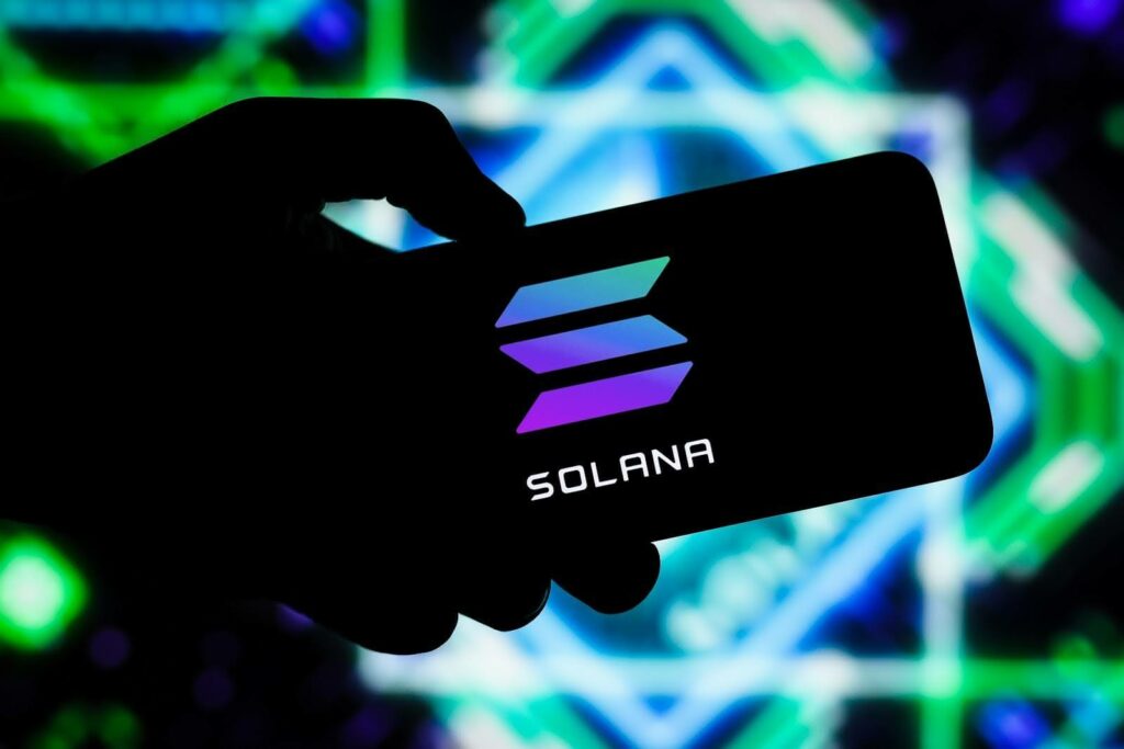 solana sol token.jpg