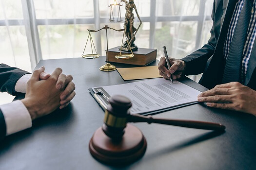 Crypto.com sues the US SEC after Wells notice.jpg