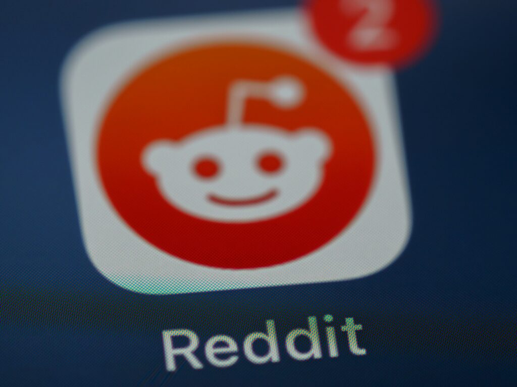 reddit anthropic data scraping lawsuit court legal law ethics society copyright claude.jpg